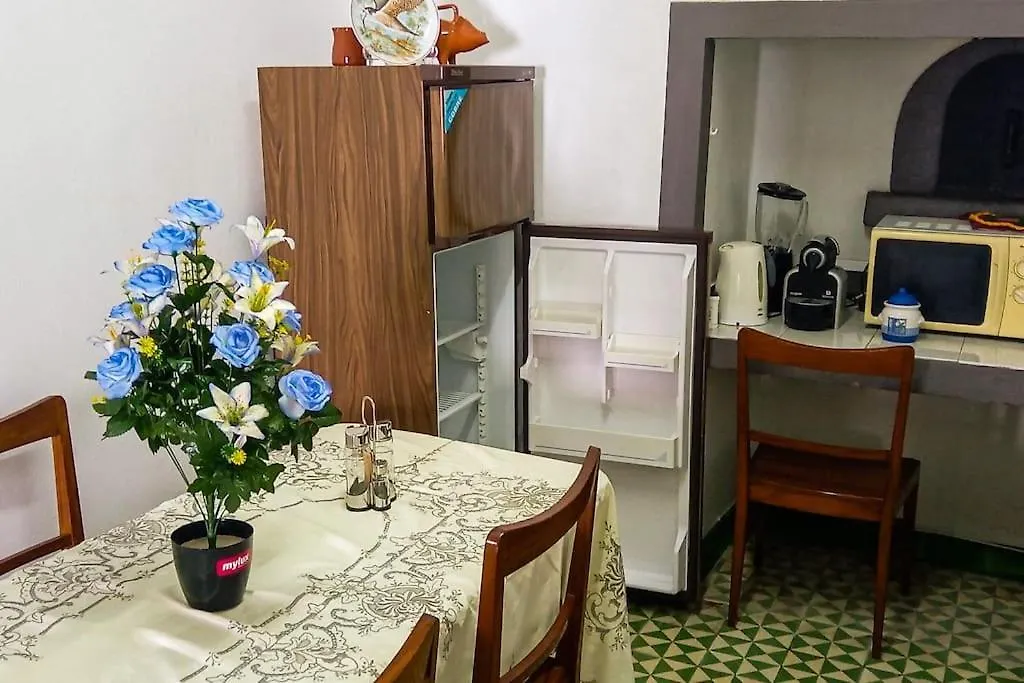 The Funny And Relax Apartment With Terrace & View Arco da Calheta  0*, Arco da Calheta (Madeira)