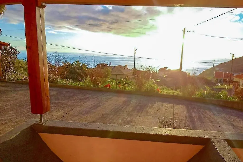 The Funny And Relax Apartment With Terrace & View Arco da Calheta