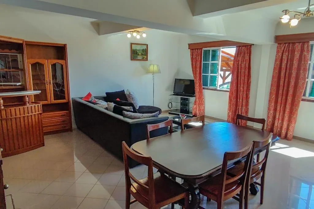 The Funny And Relax Apartment With Terrace & View Arco da Calheta